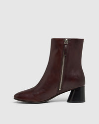 Briar Boot WOMENS SHOES