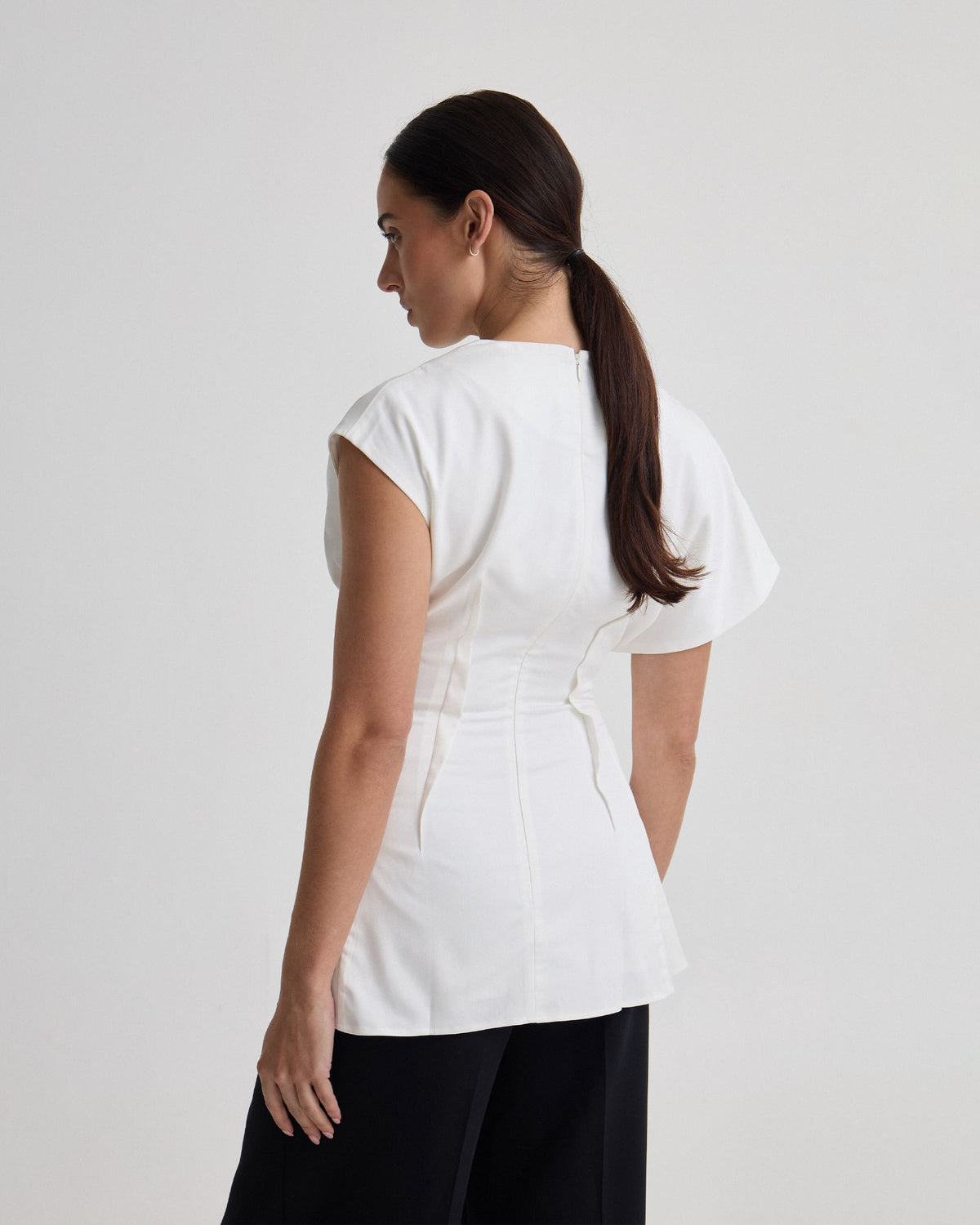 LILY STRETCH STRUCTURED TOP WOMENS TOPS