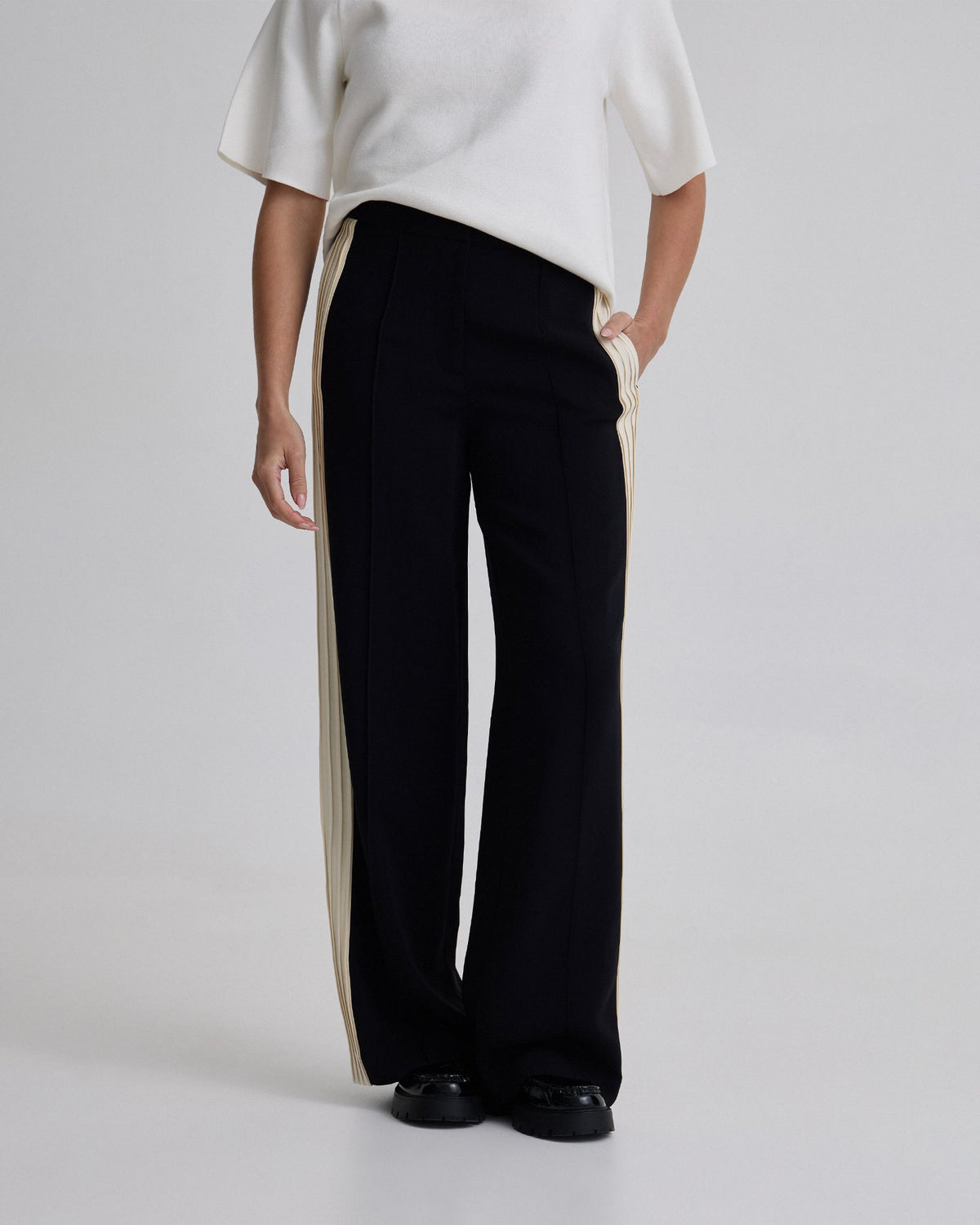 Ines Contrast Panel Pants WOMENS PANTS