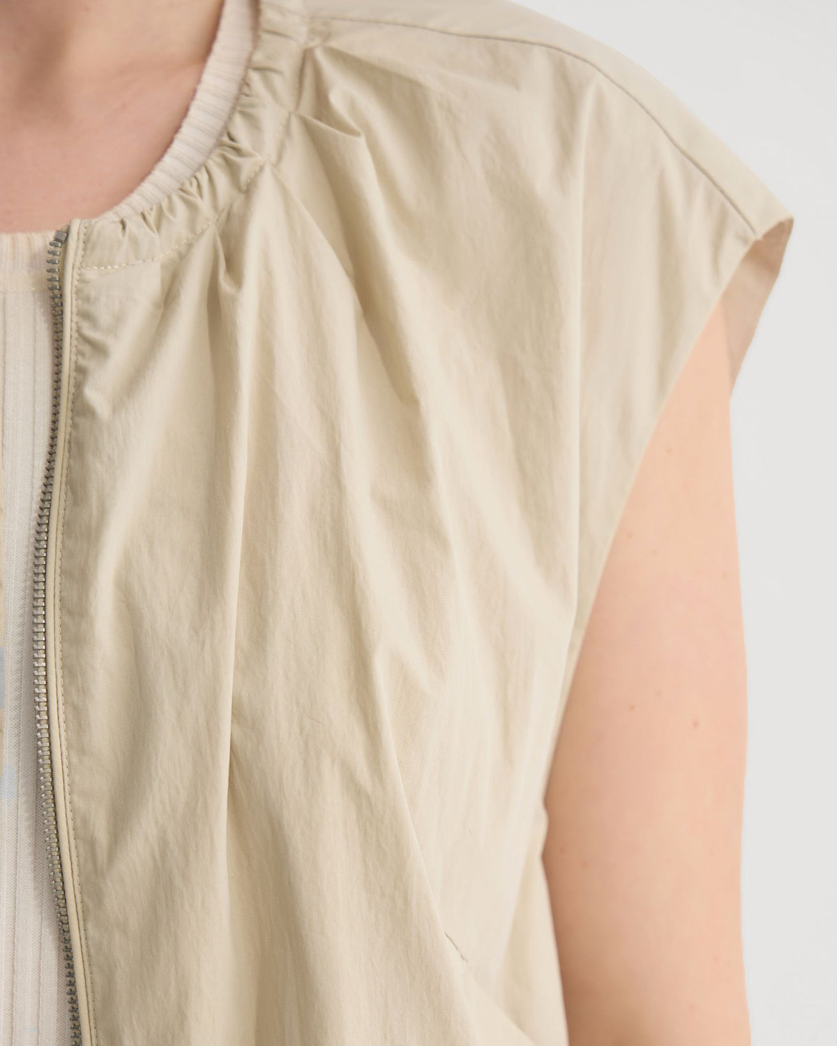 Katie Sleevless Bomber Jacket WOMENS SUITS JKTS COATS