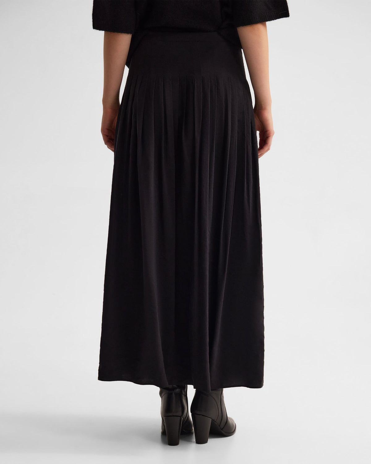 Lauren Pleated Skirt WOMENS DRESSES