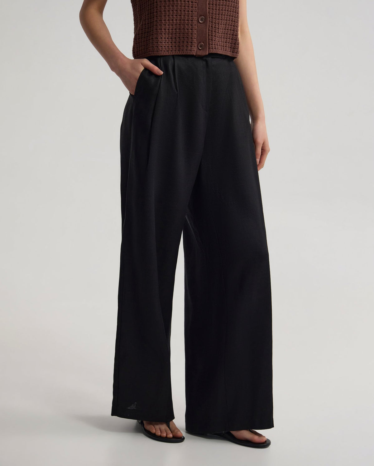 Taylor Relax Fit Tencel Blend Pant