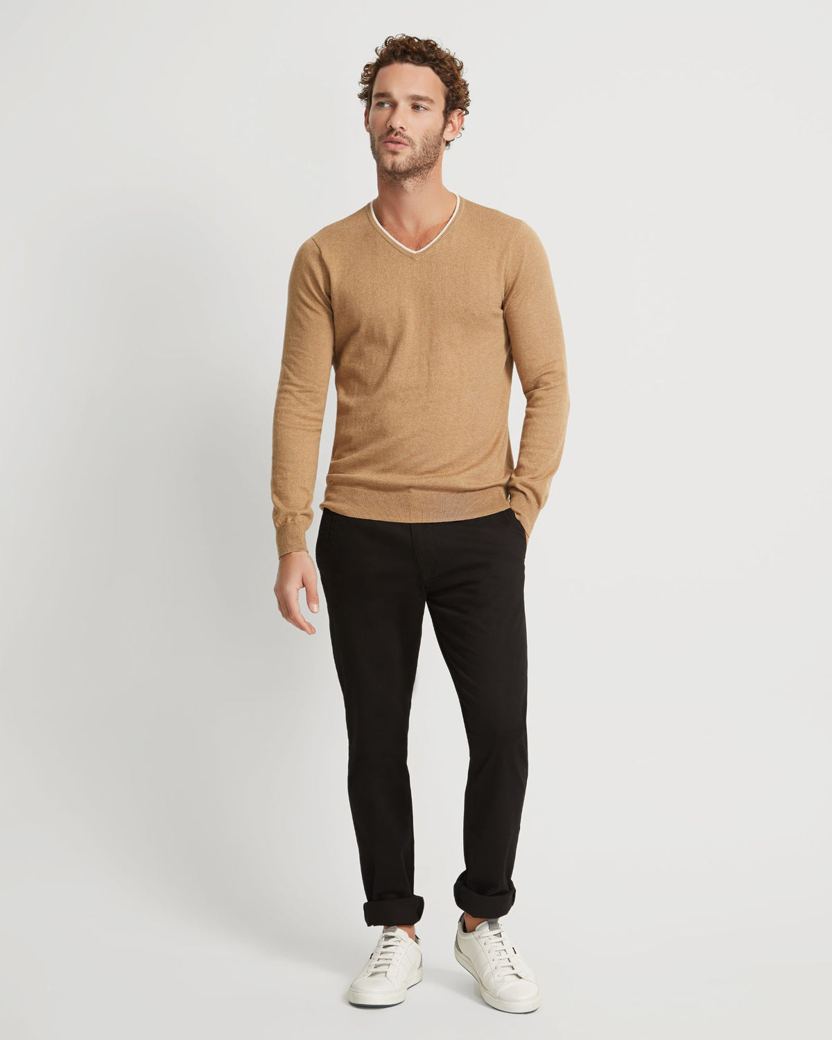 TIPPING V-NECK KNITTED TOP MENS KNITWEAR
