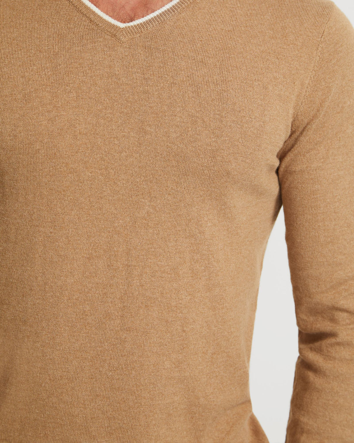 TIPPING V-NECK KNITTED TOP MENS KNITWEAR