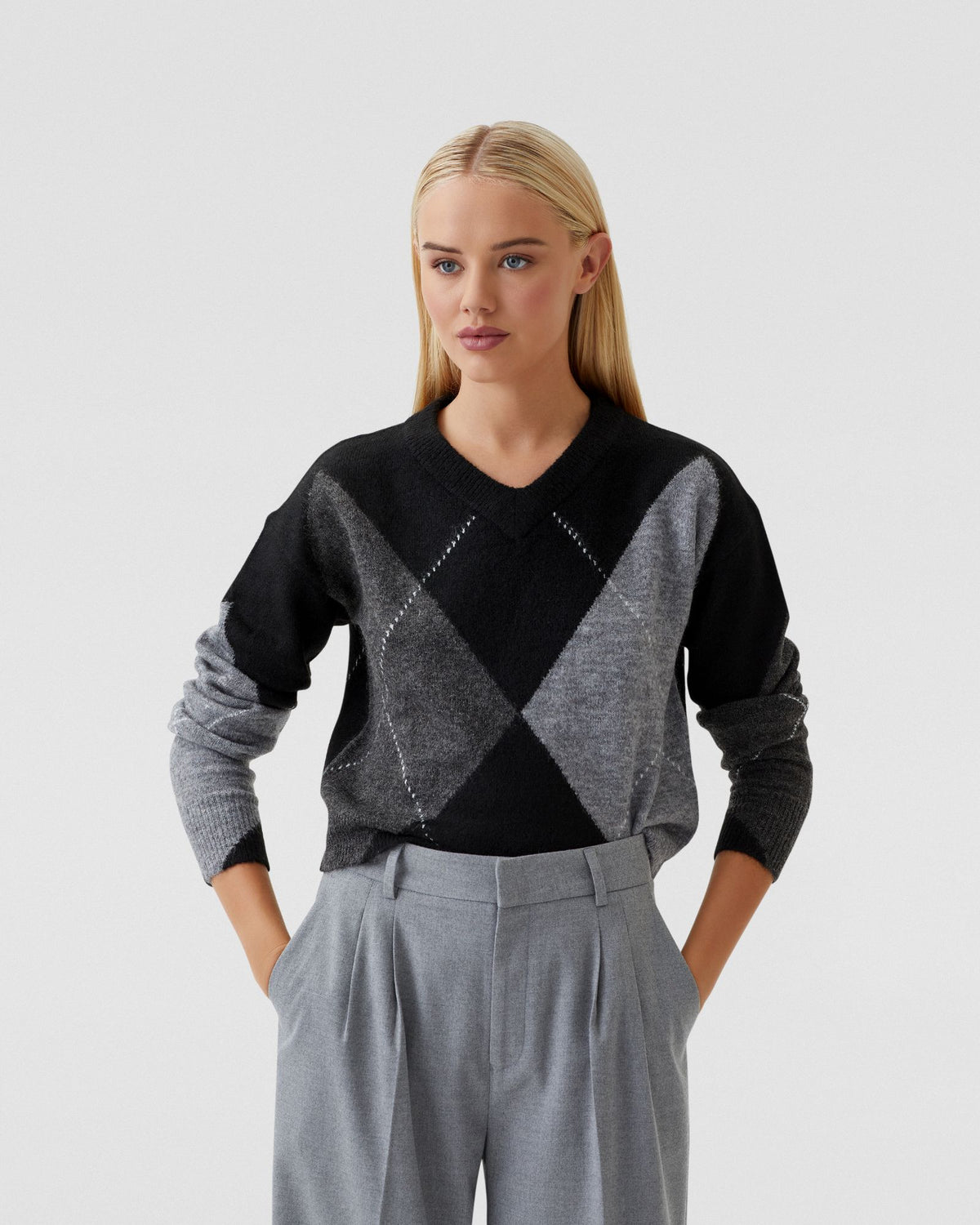 LOWEN ARGYLE V-NECK KNIT - AVAILABLE ~ 1-2 weeks WOMENS KNITWEAR