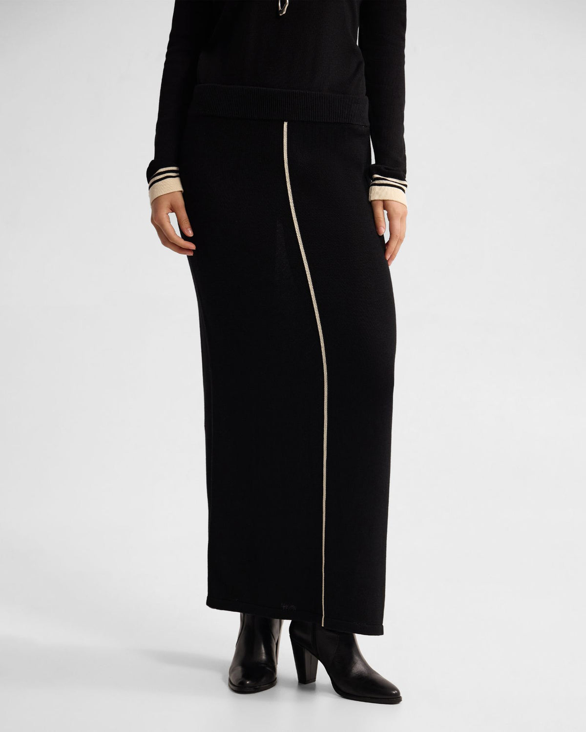 Herra Knitted Skirt WOMENS SKIRTS