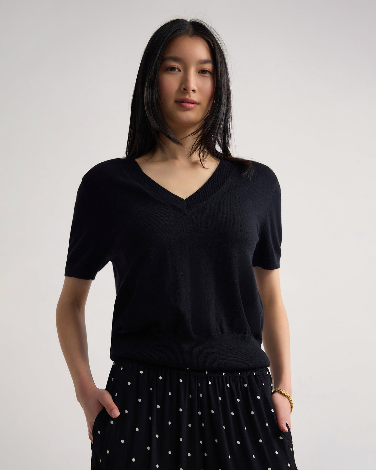 Charlotte Cashmere Blend V-Neck WOMENS KNITWEAR
