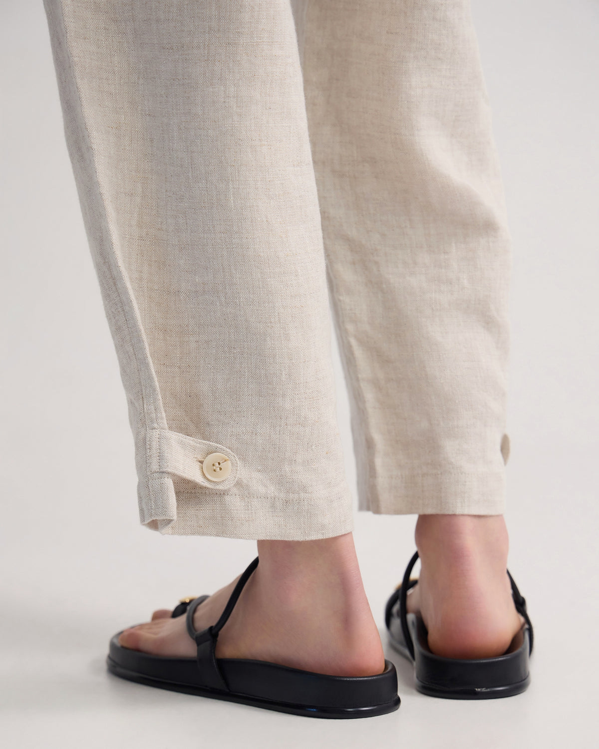 Gabriele Crop French Linen Pant WOMENS PANTS