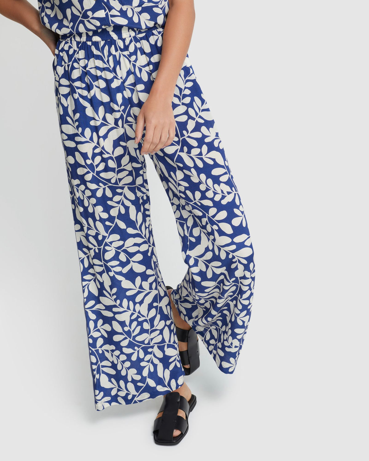 CHANTEL PANTS WITH SIDELEG TAPE WOMENS PANTS