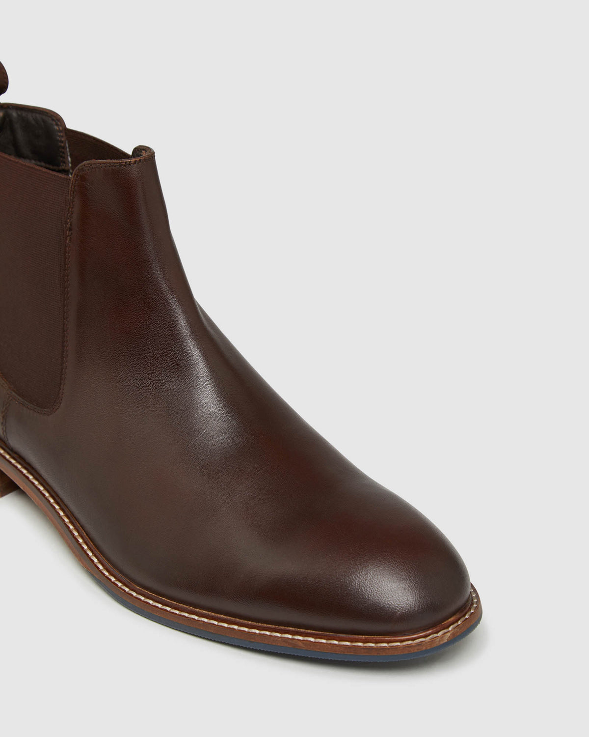 SILAS LEATHER CHELSEA BOOTS