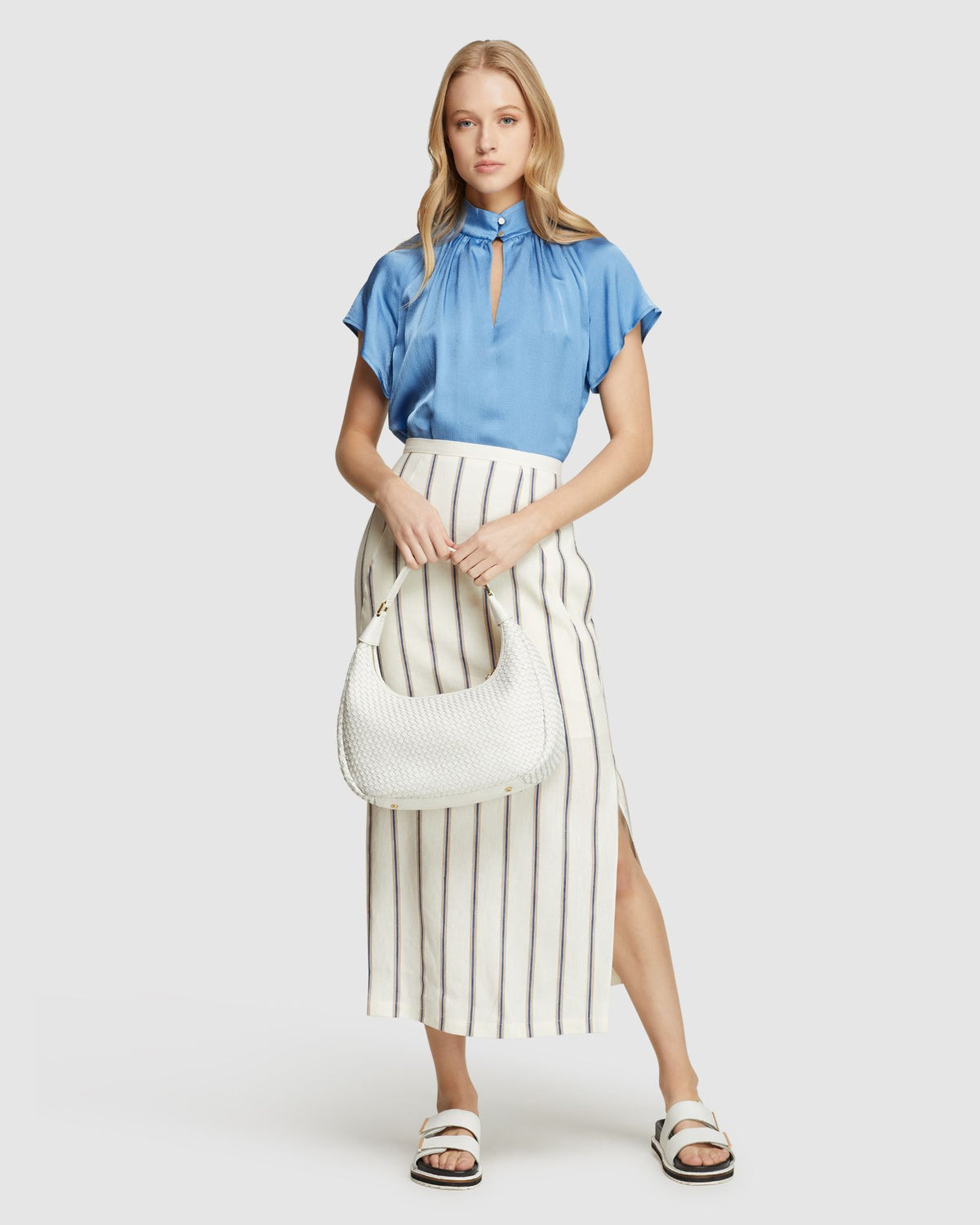 ARIELA HIGH COLLAR BLOUSE