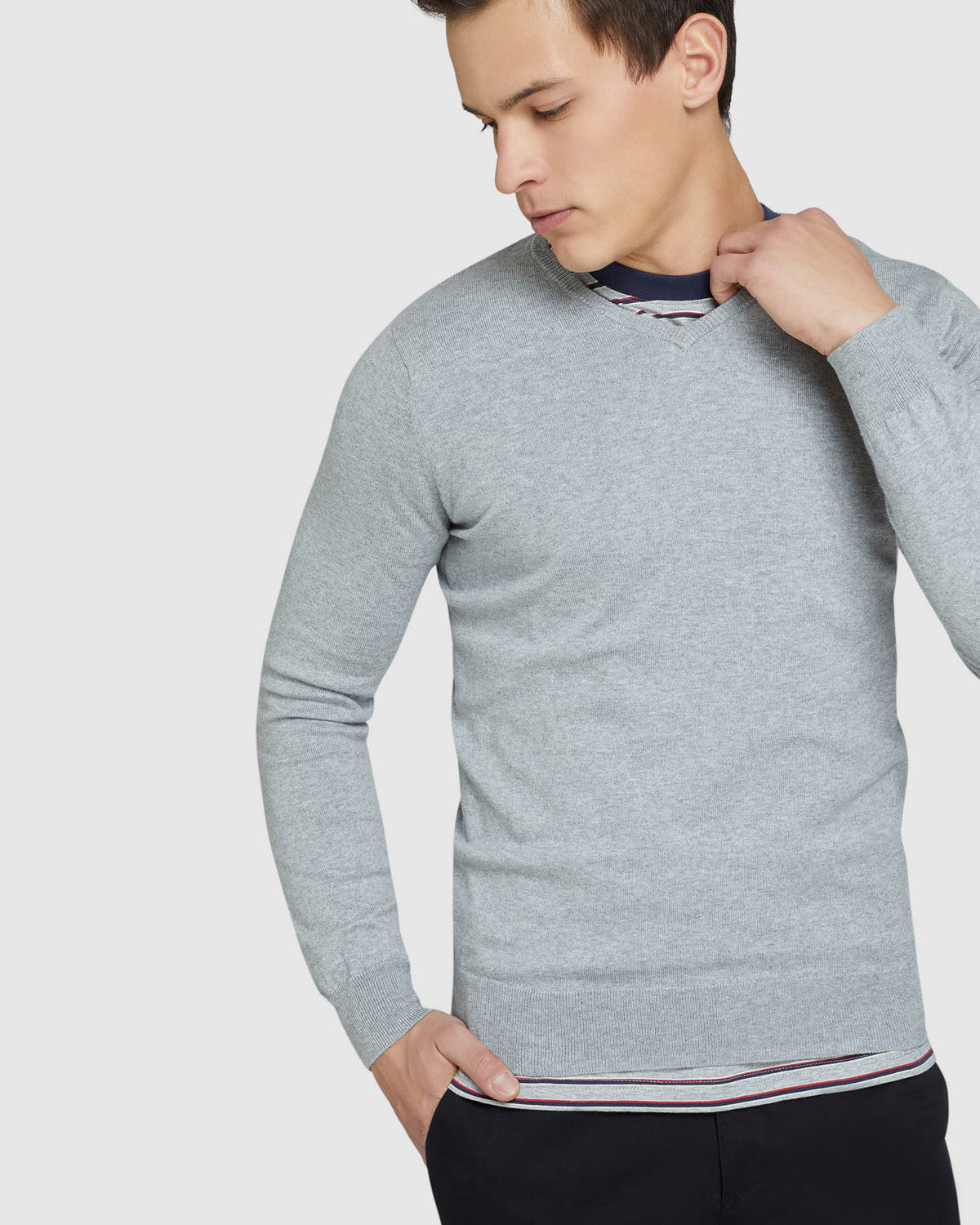 COTTON CASHMERE V-NECK PULLOVER