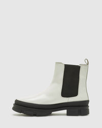 LEO CHELSEA BOOTS WOMENS SHOES