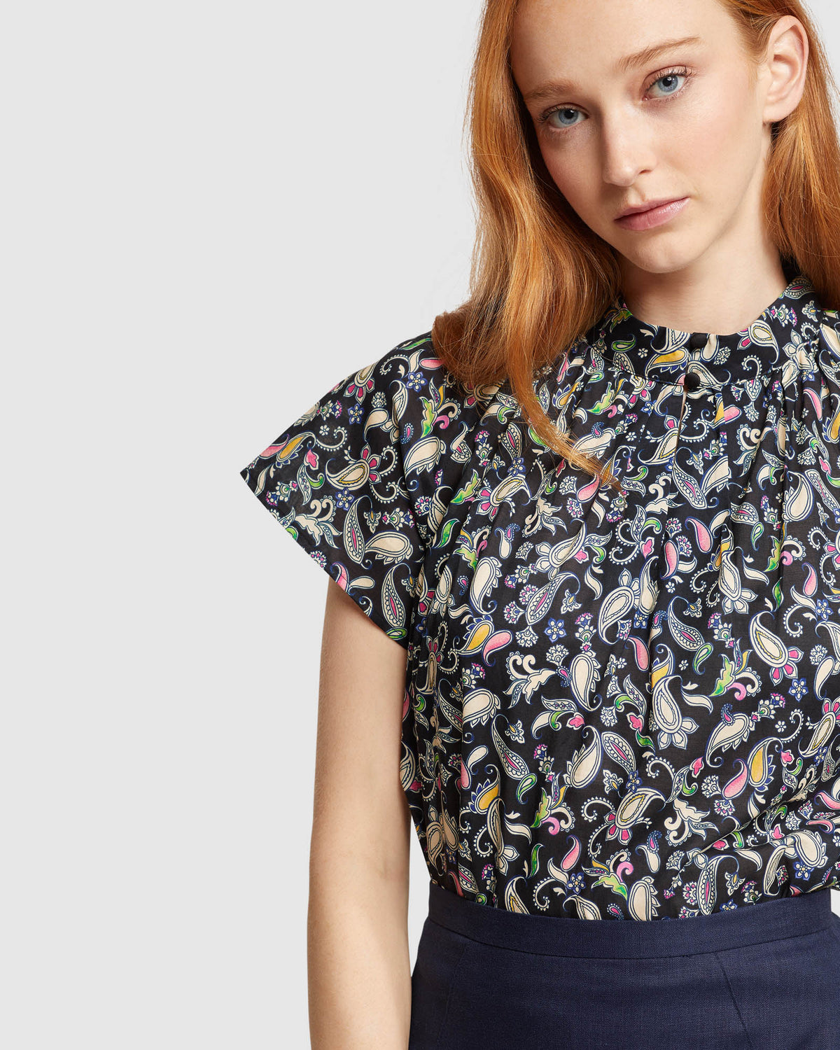 ARIELA FLORAL PRINTED TOP WOMENS TOPS