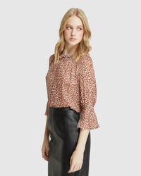 GRACE ANIMAL PRINTED TOP NATURAL